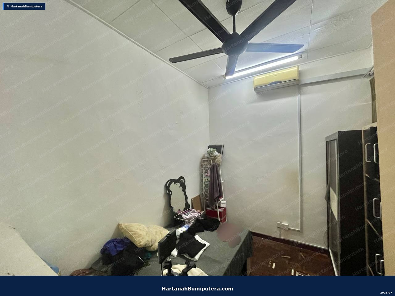 Facing Playground : 2 storey terrace Lestari Perdana Seri Kembangan — gambar 16