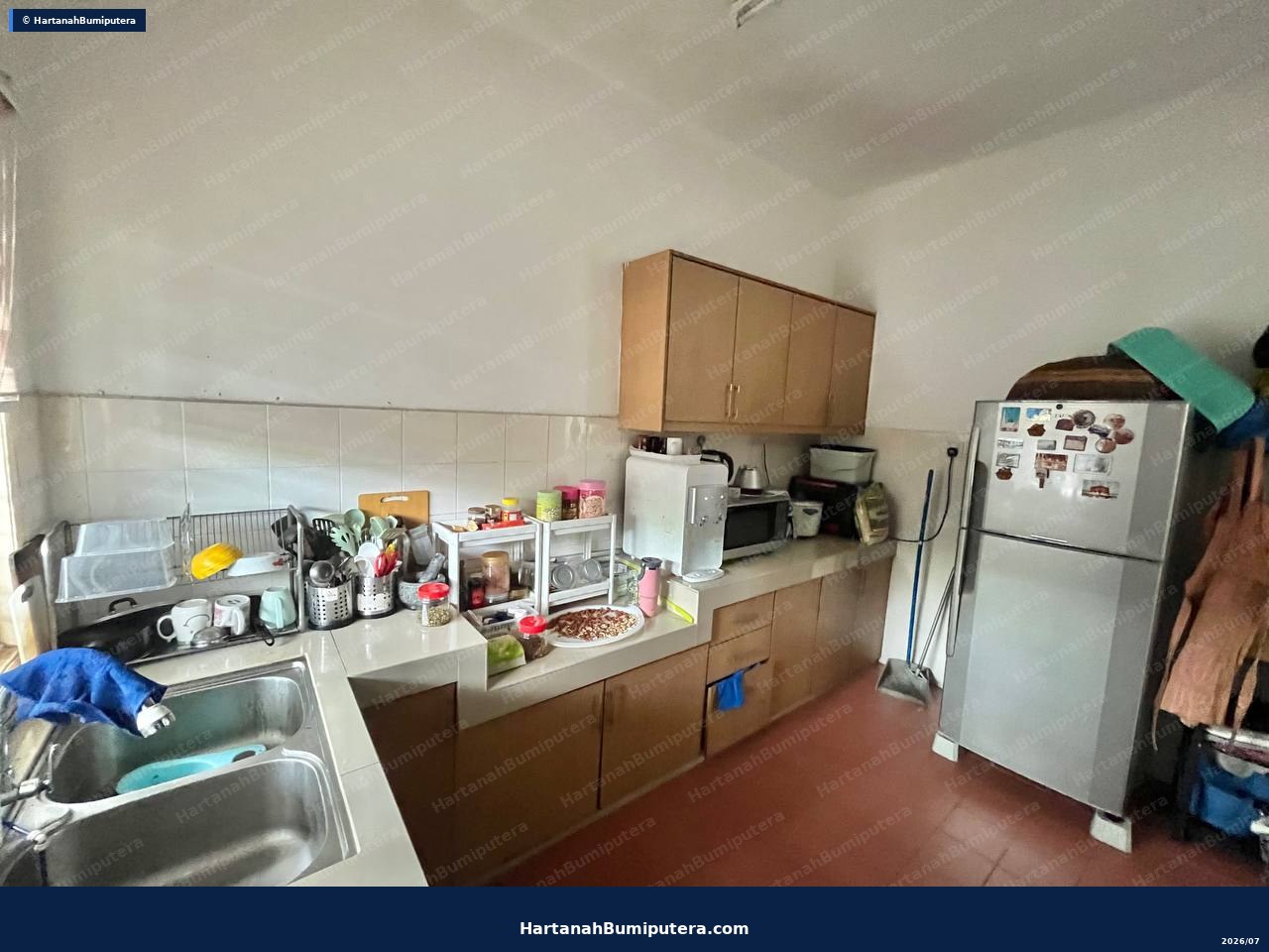 Facing Playground : 2 storey terrace Lestari Perdana Seri Kembangan — gambar 13