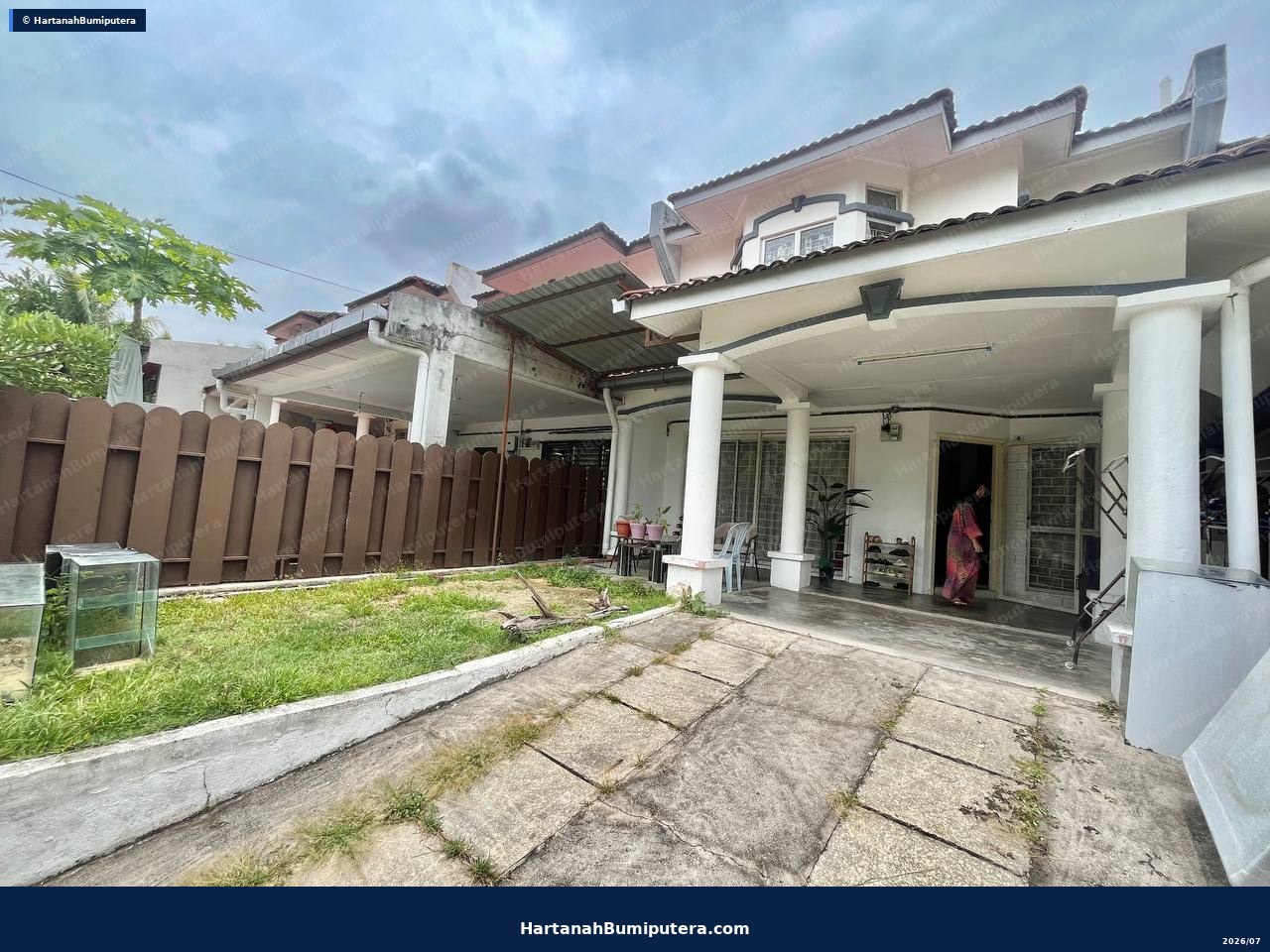 Facing Playground : 2 storey terrace Lestari Perdana Seri Kembangan