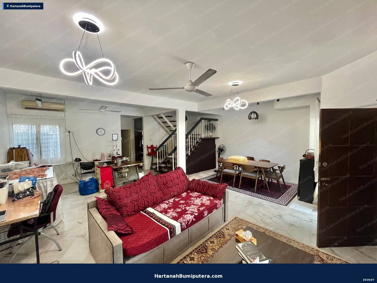 Facing Playground : 2 storey terrace Lestari Perdana Seri Kembangan — gambar 8