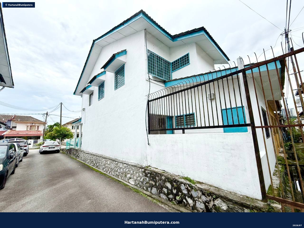 Newly Refurbished End Lot : 2 storey terrace Bandar Puchong Jaya — gambar 4
