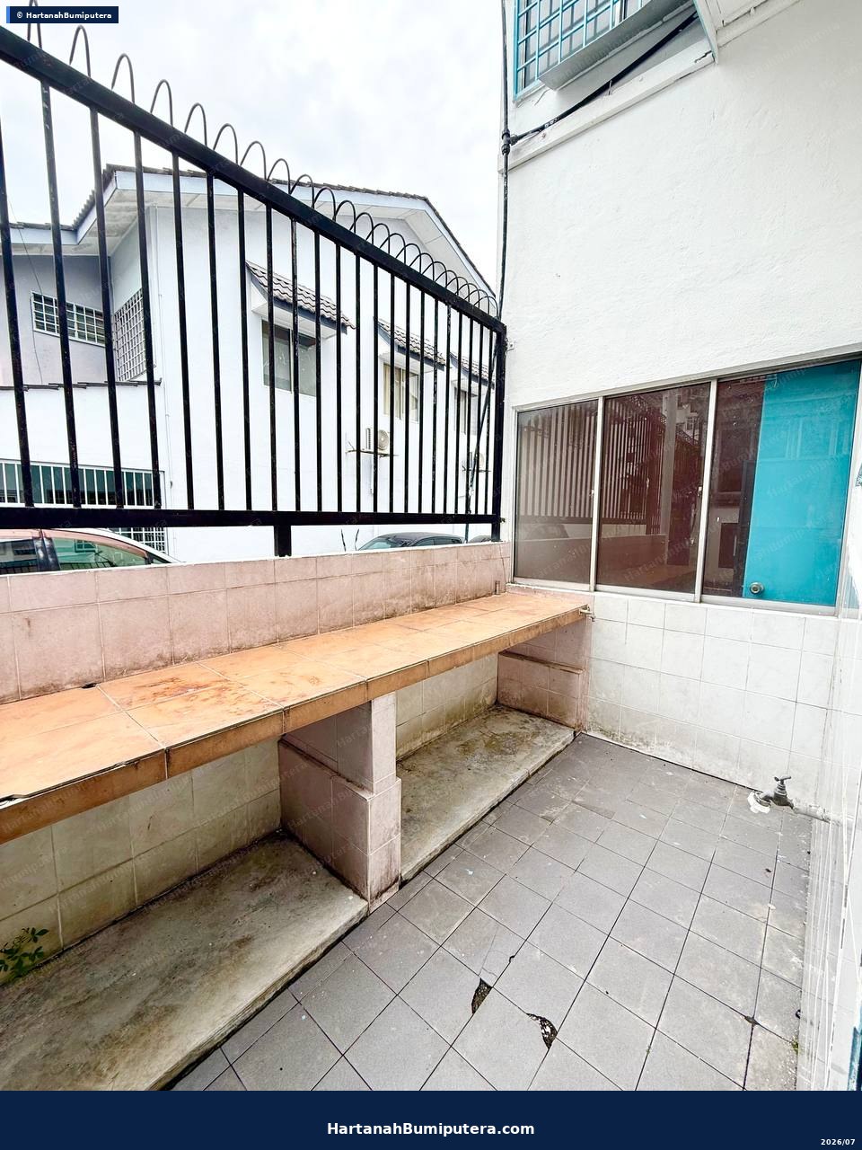 Newly Refurbished End Lot : 2 storey terrace Bandar Puchong Jaya — gambar 15