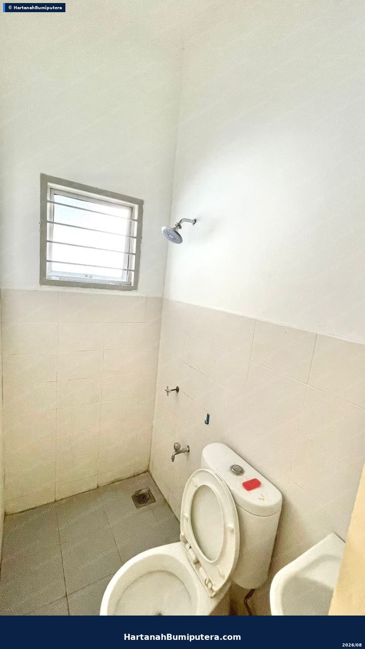 Like New : 2 Storey terrace Taman Lestari Putra Seri Kembangan — gambar 12