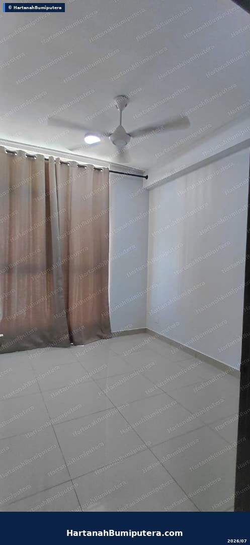 Spacious Corner : Mutiara Ville Condominium Cyberjaya — gambar 23