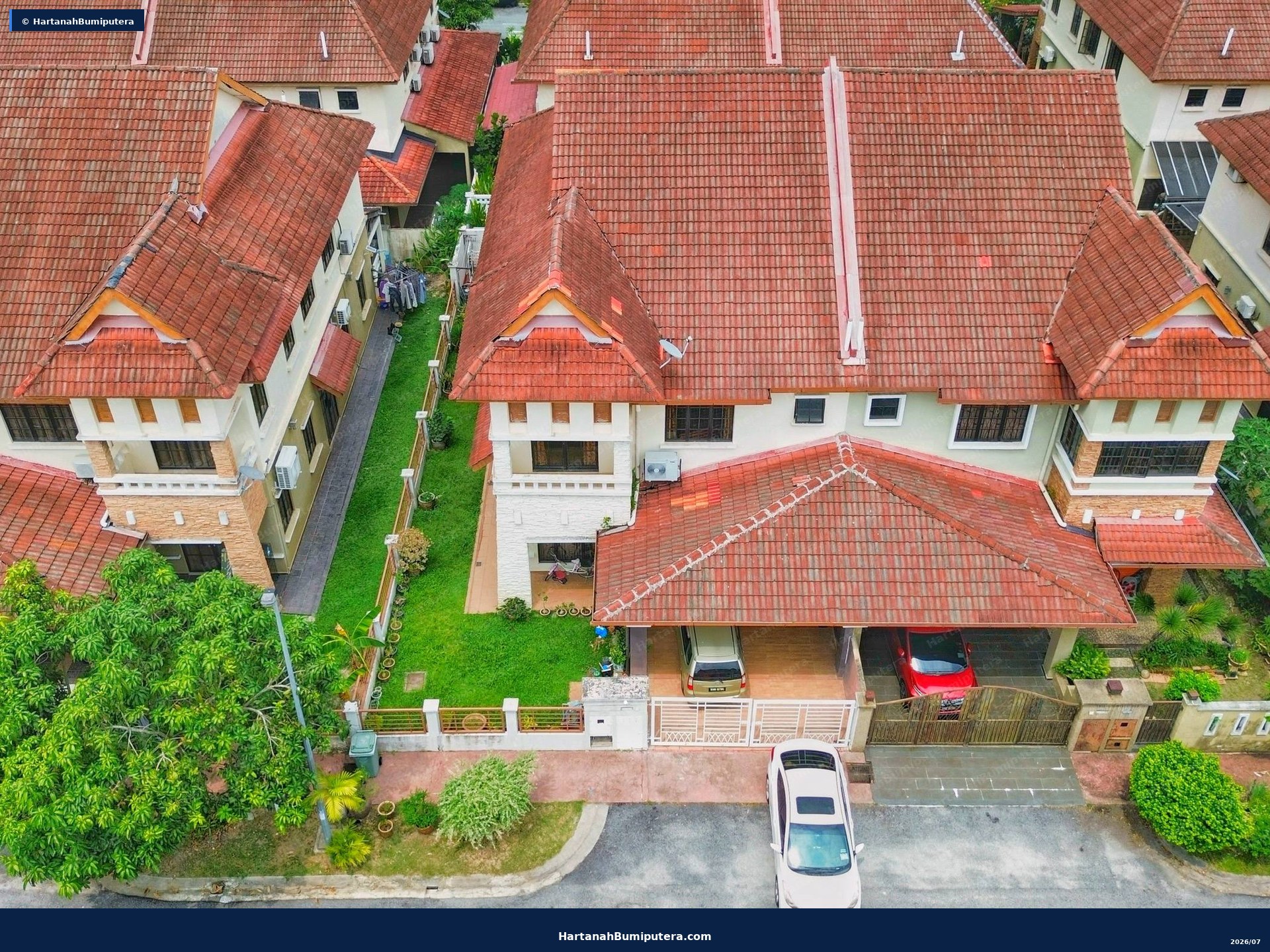 Semi D near Cyberjaya : 2 storey Bandar Nusaputra Puchong — gambar 3