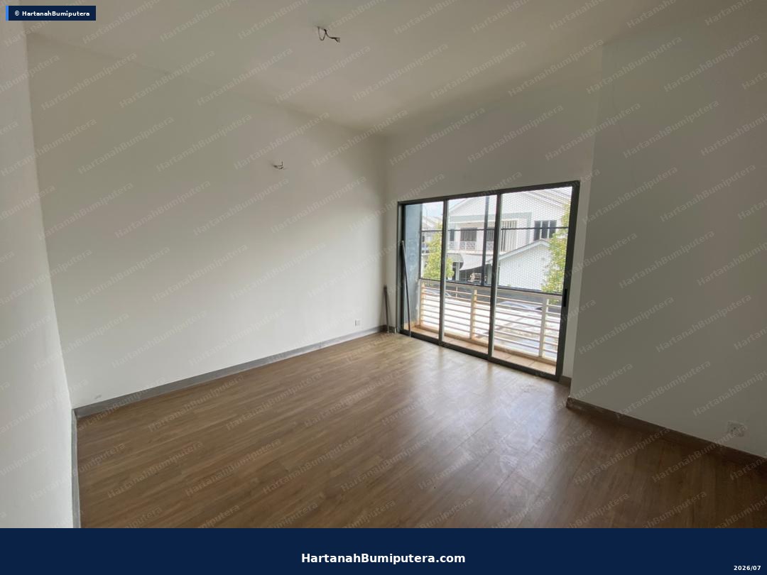 FRONT GREEN AREA : 2-STOREY TERRACED HOUSE @ NILAI RM490,000 ONLY — gambar 26