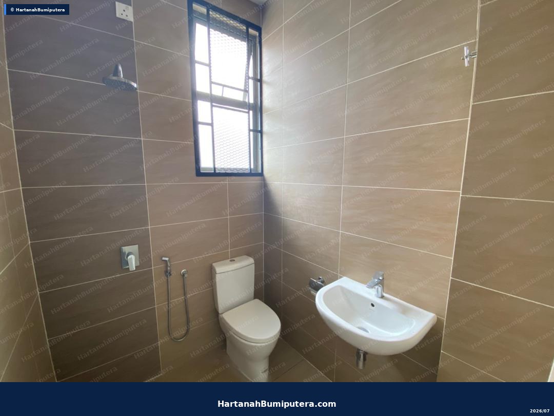 FRONT GREEN AREA : 2-STOREY TERRACED HOUSE @ NILAI RM490,000 ONLY — gambar 15