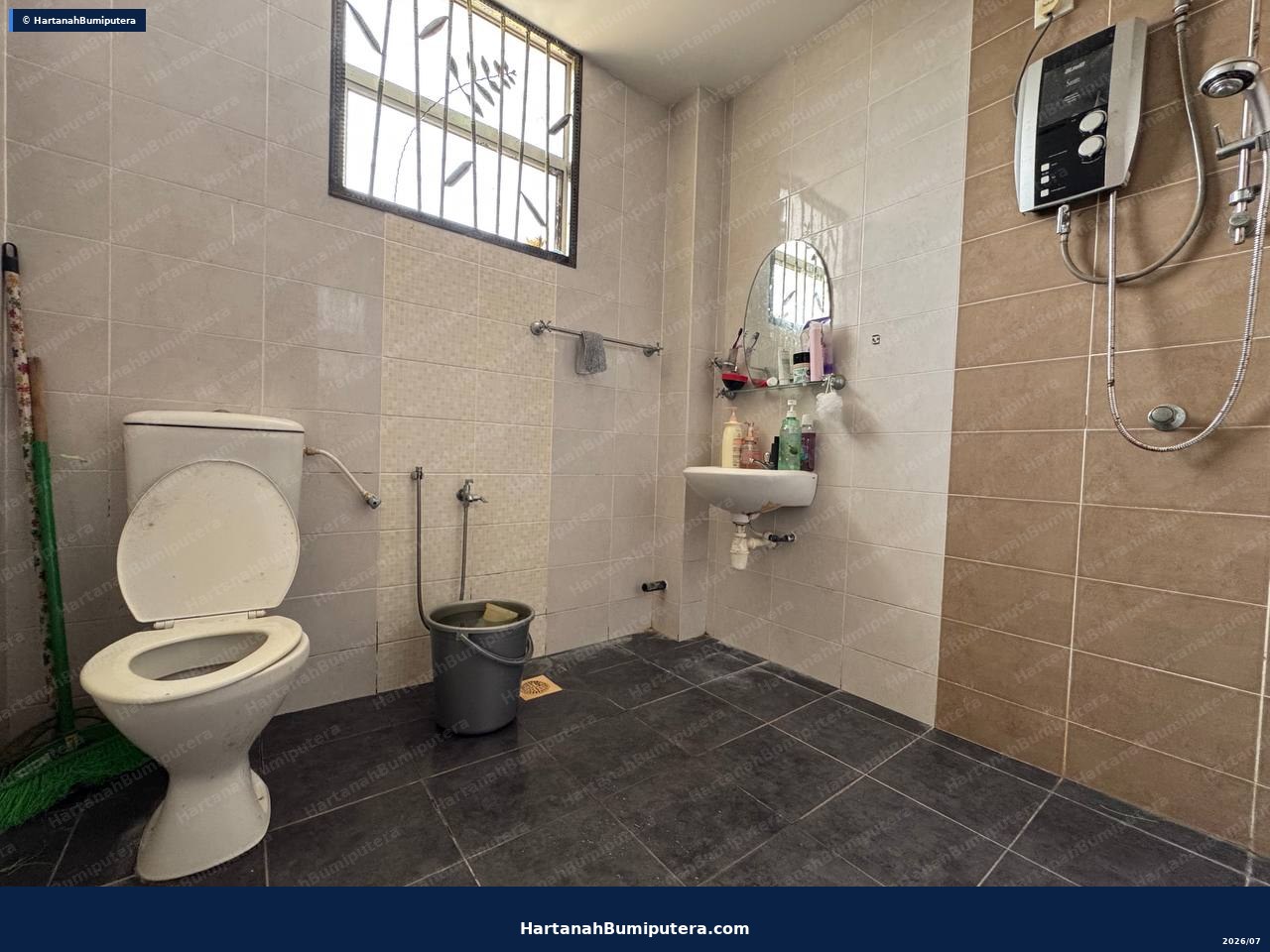 Easy Access to LEKAS Highway : 2 storey Semi D Taman Kajang Impian Kajang — gambar 17