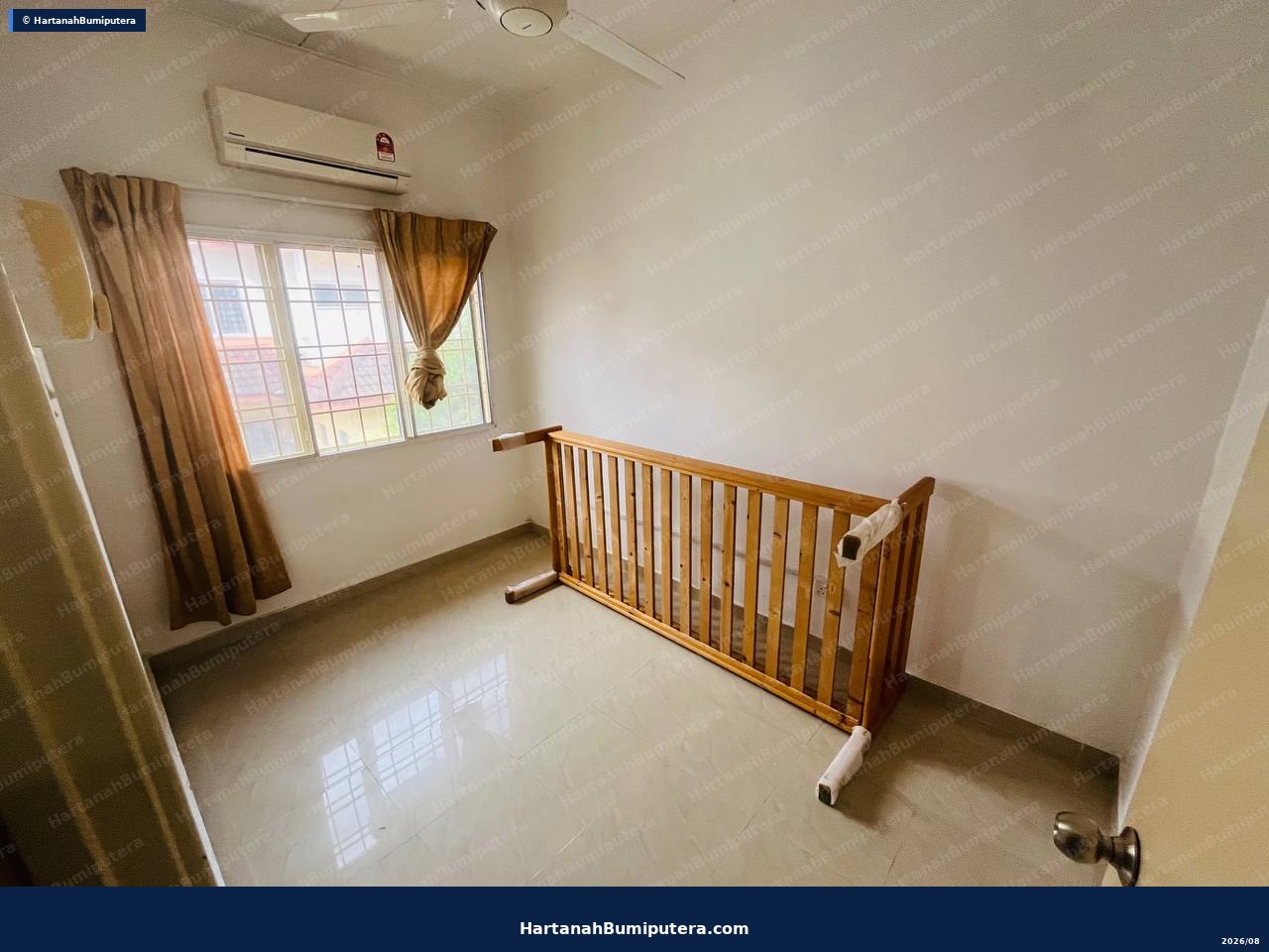 Quick Exit to Cyberjaya : 2 storey terrace Taman Amanputra Puchong — gambar 8