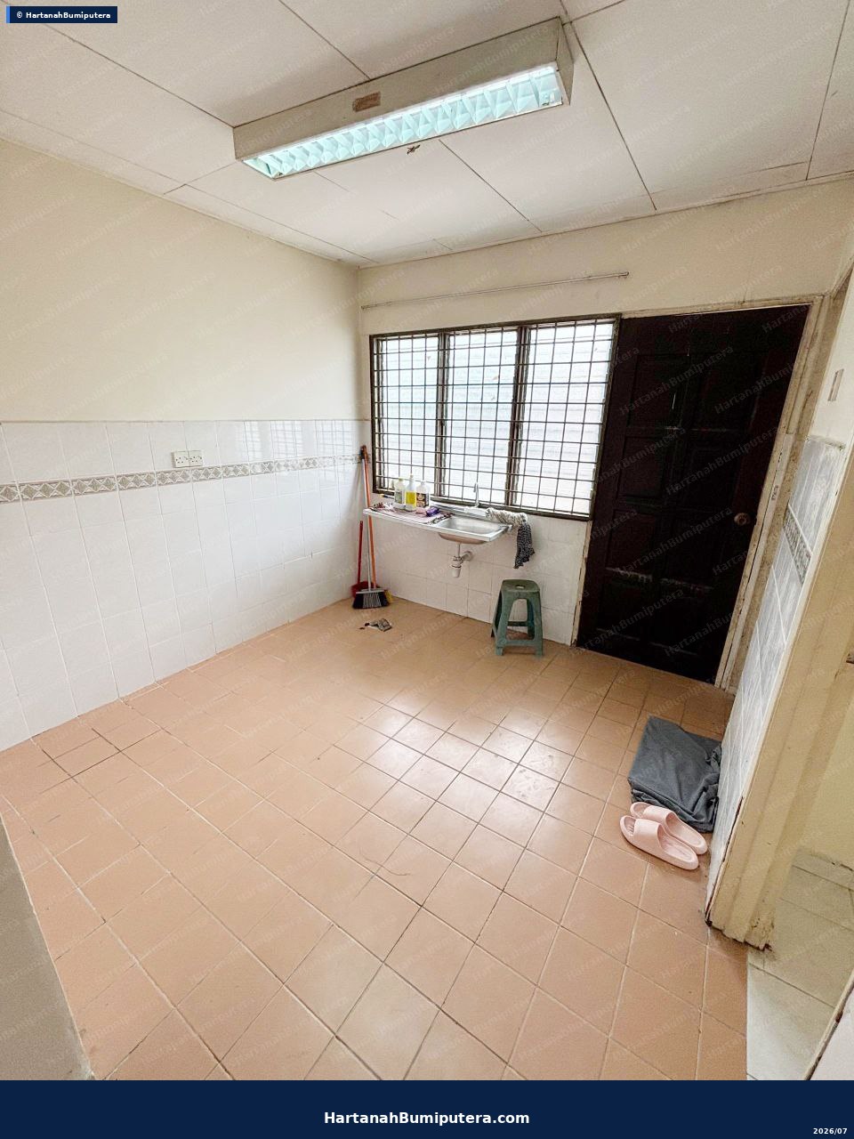 End Lot with huge land : 2 storey terrace Bandar Tasik Kesuma Semenyih — gambar 16