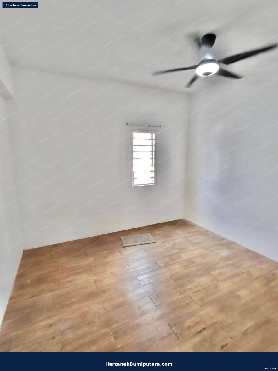 Cheapest Corner : 2 storey Terrace Casa Green Cybersouth — gambar 18