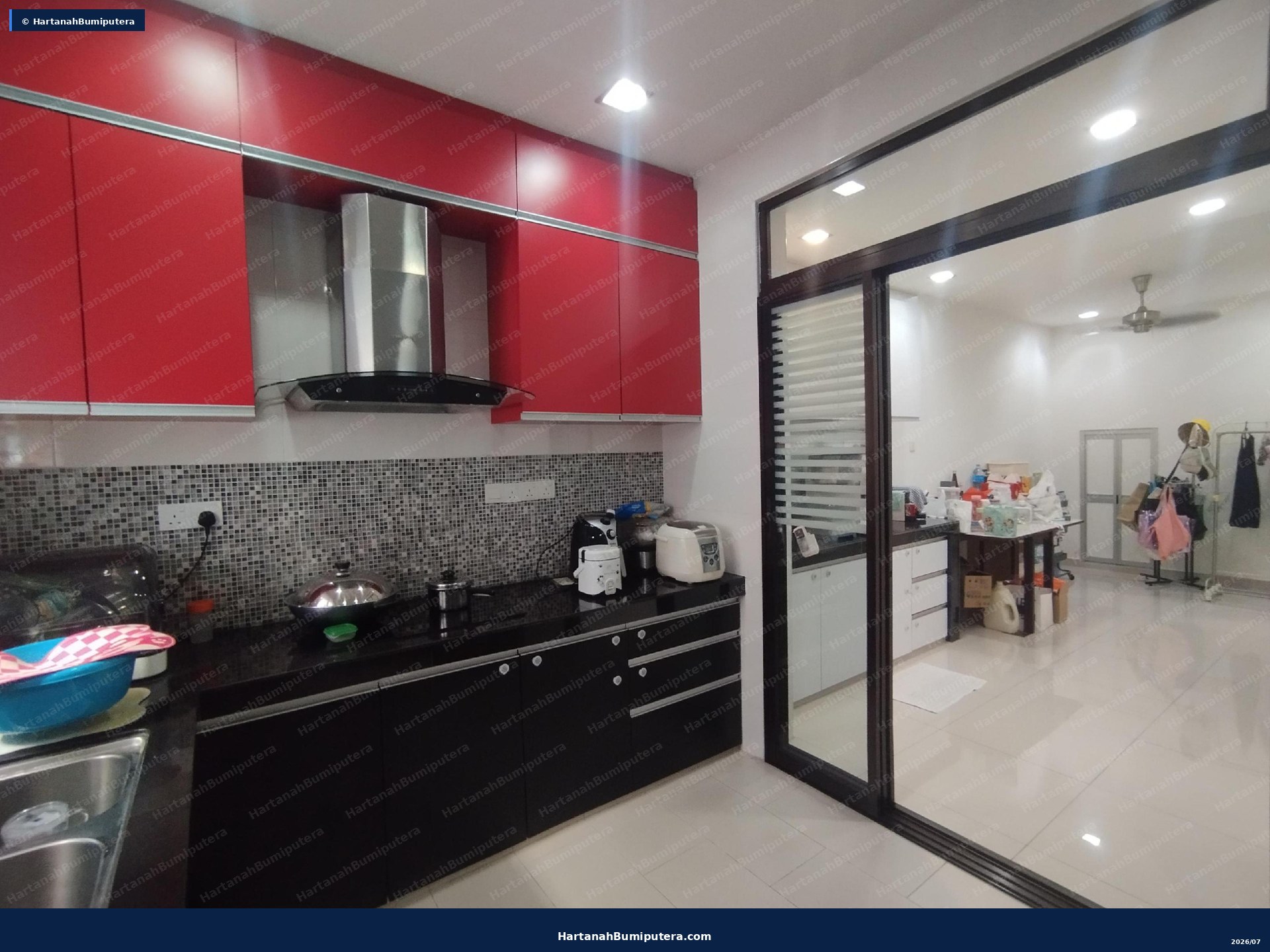 Freehold unit In Taman Putra Prima : 2 storey terrace Intermediate Taman Putra Prima Puchong