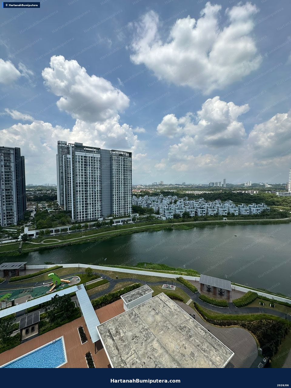 Lake view Corner : Lakefront Home Cyberjaya — gambar 3