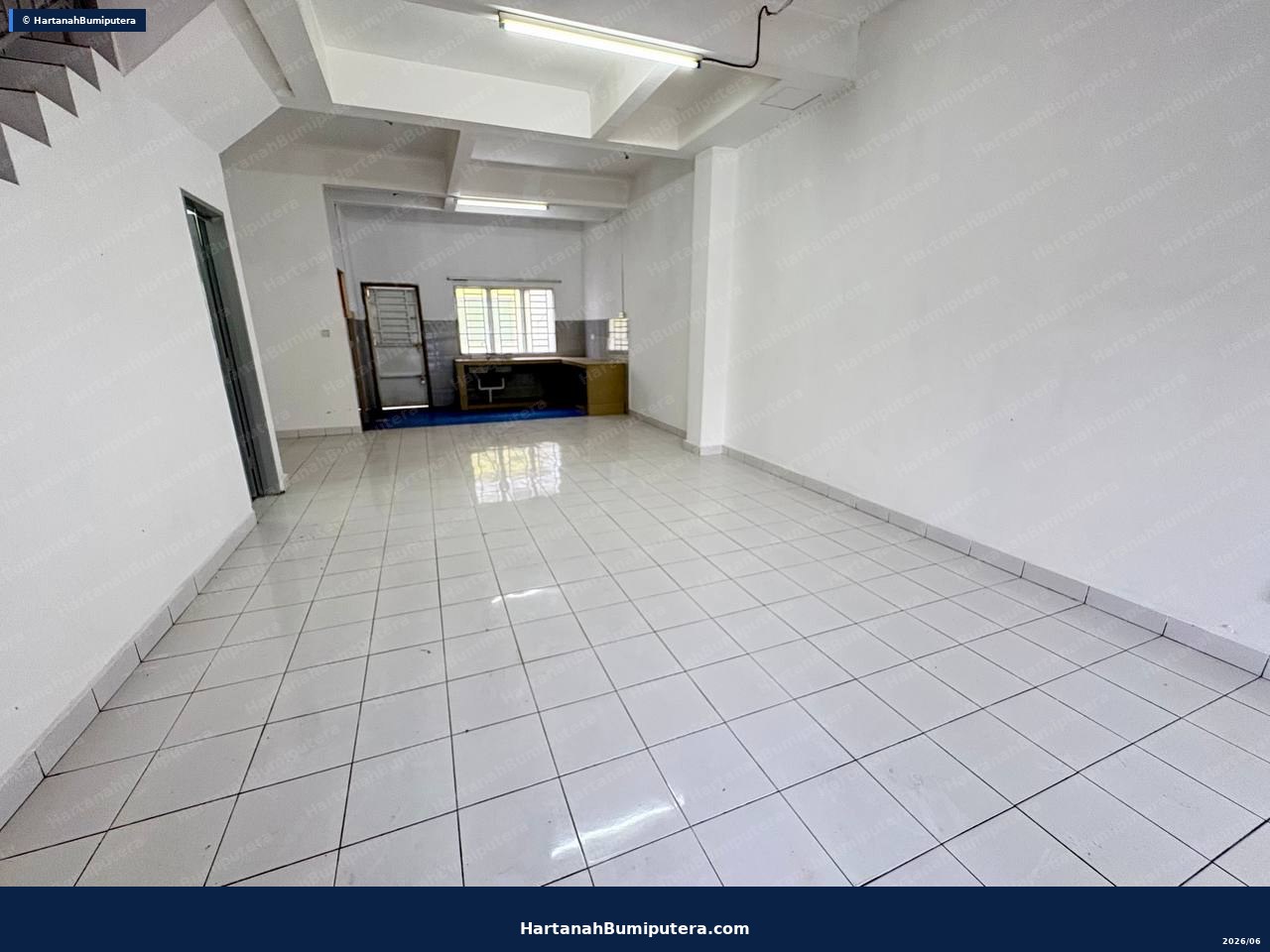 A must grab unit : 2 storey terrace Laman Semanggi Taman Sri Tanjung Semenyih — gambar 3