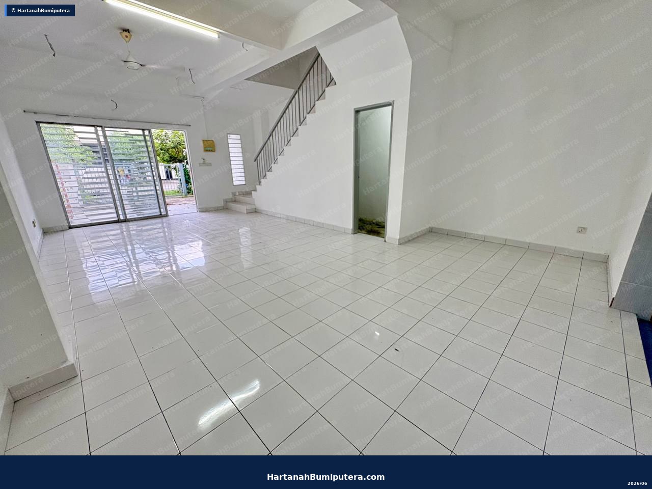 A must grab unit : 2 storey terrace Laman Semanggi Taman Sri Tanjung Semenyih — gambar 12