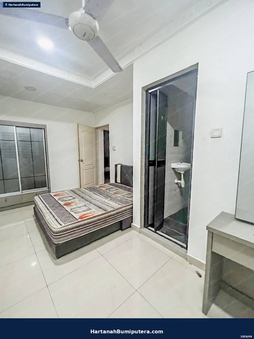 Cheaper unit : 2 storey terrace Bandar Kinrara 4 Puchong — gambar 6