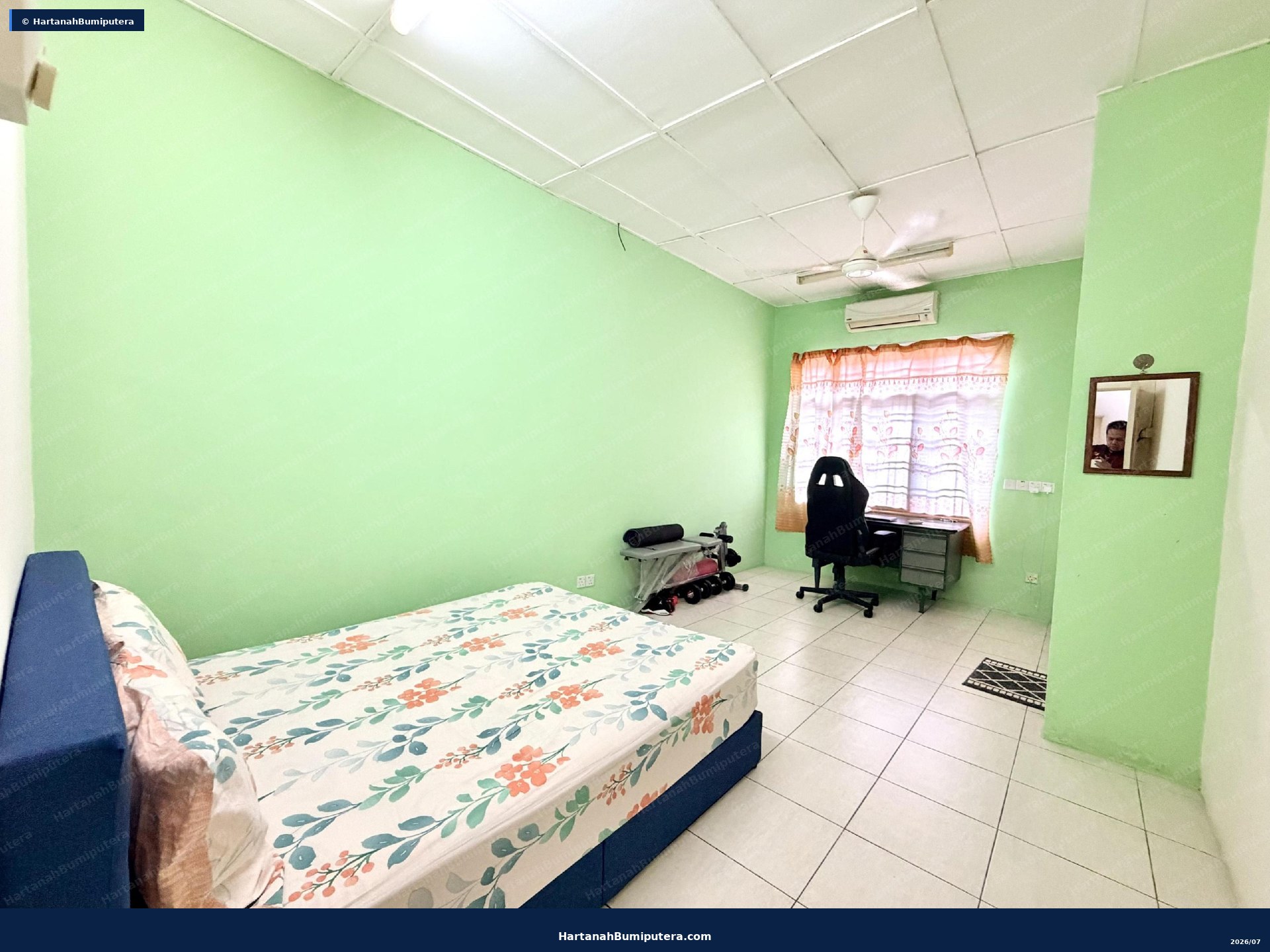 Spacious unit : 2 storey terrace Taman Warisan Mulia Sepang — gambar 7