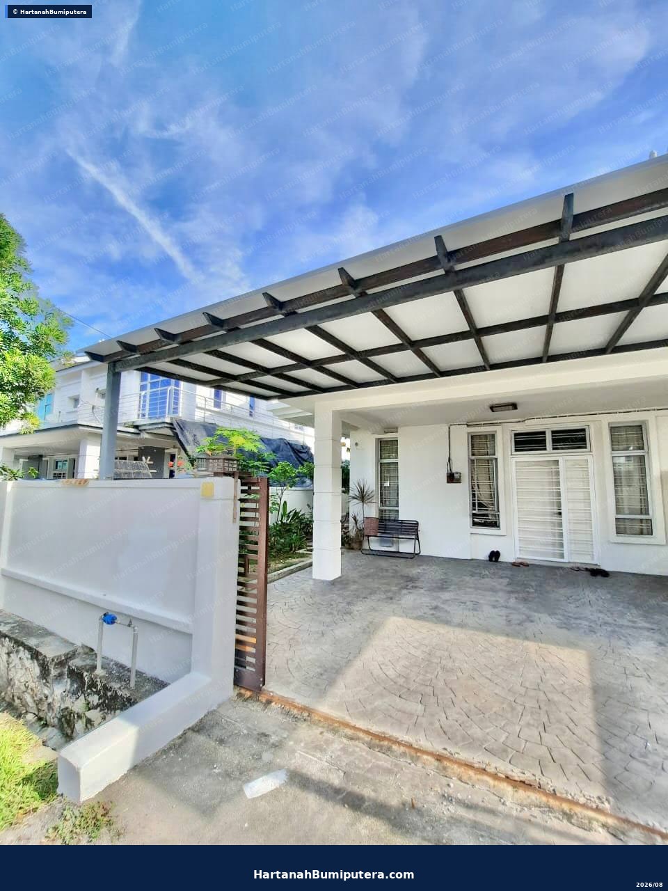 Facing North : Semi-D Cluster SP 9, Bandar Saujana Putra — gambar 2