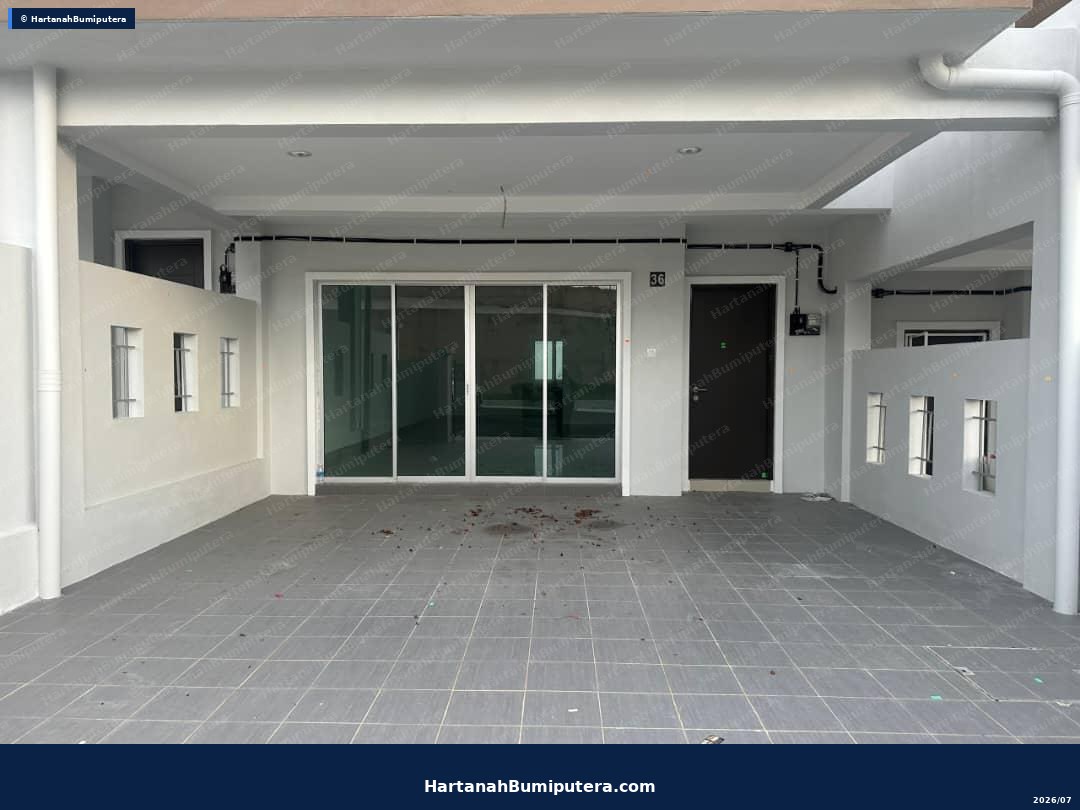 Rumah Teres Dua Tingkat Jenderam Hilir — gambar 13