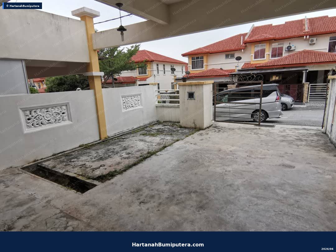 Well kept unit : 2 storey terrace Taman Mawar Fasa 2 Bandar Baru Salak Tinggi — gambar 2
