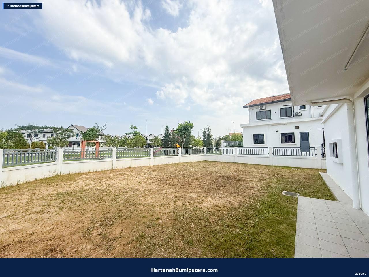 Corner Lot  Brand New : 2 storey Kasih Residence Setia Alam Sari Bangi — gambar 4