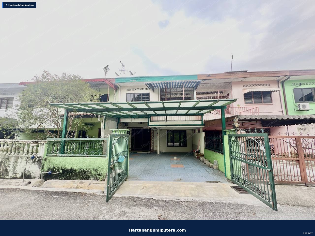 Walking Distance to MRT : 2 storey terrace Taman Hijau Jalan Reko Kajang — gambar 3