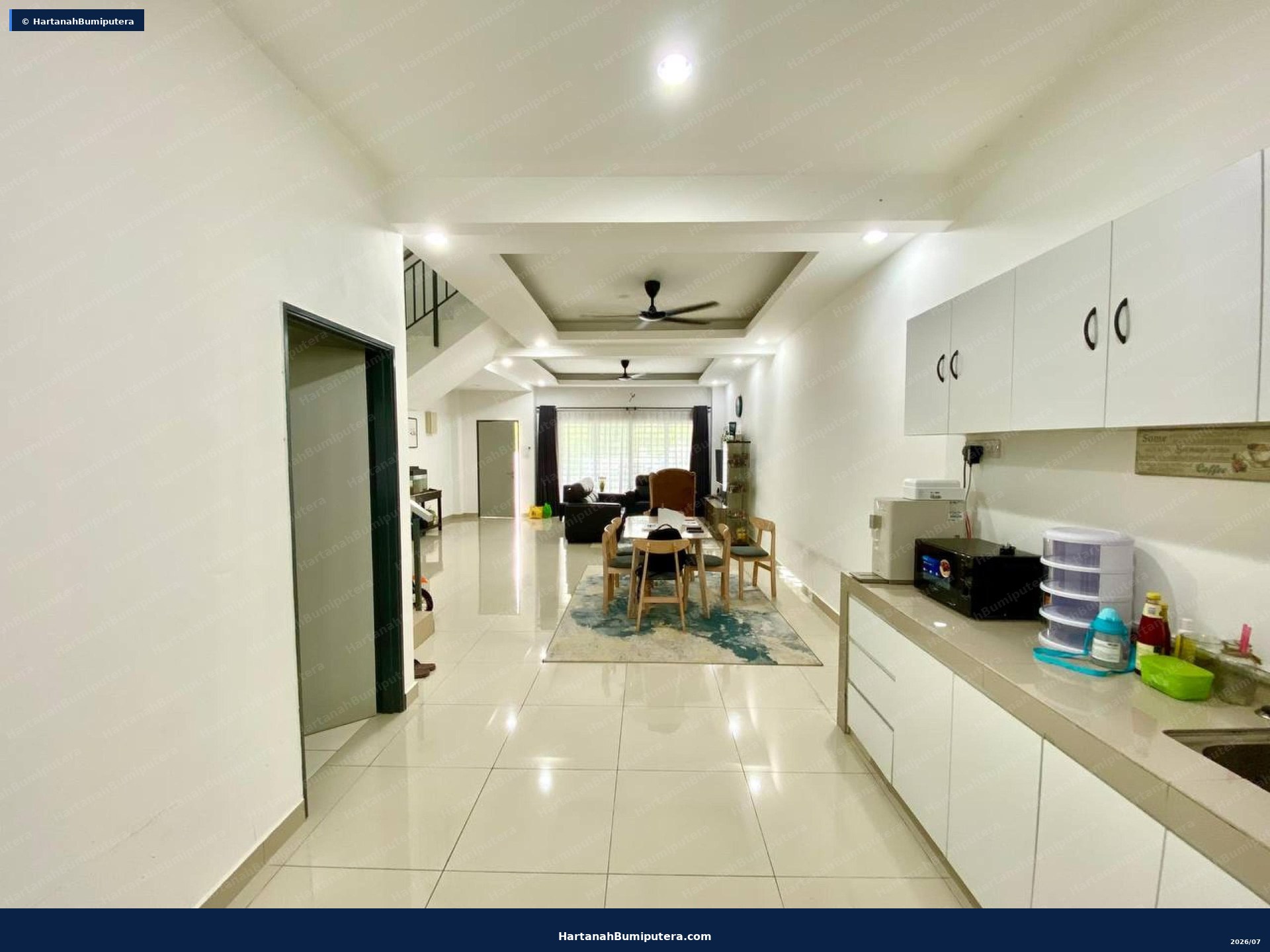 Facing lake : 2 Storey Terrace (Type: Arina) @ Serenia City, Sepang — gambar 9