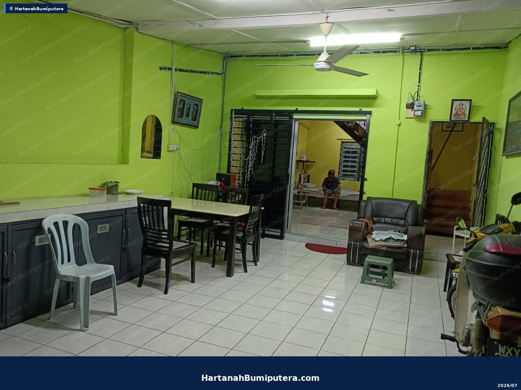 2-storey Terraced House at Taman Lingkaran Nur, Cheras, Kuala Lumpur — gambar 2