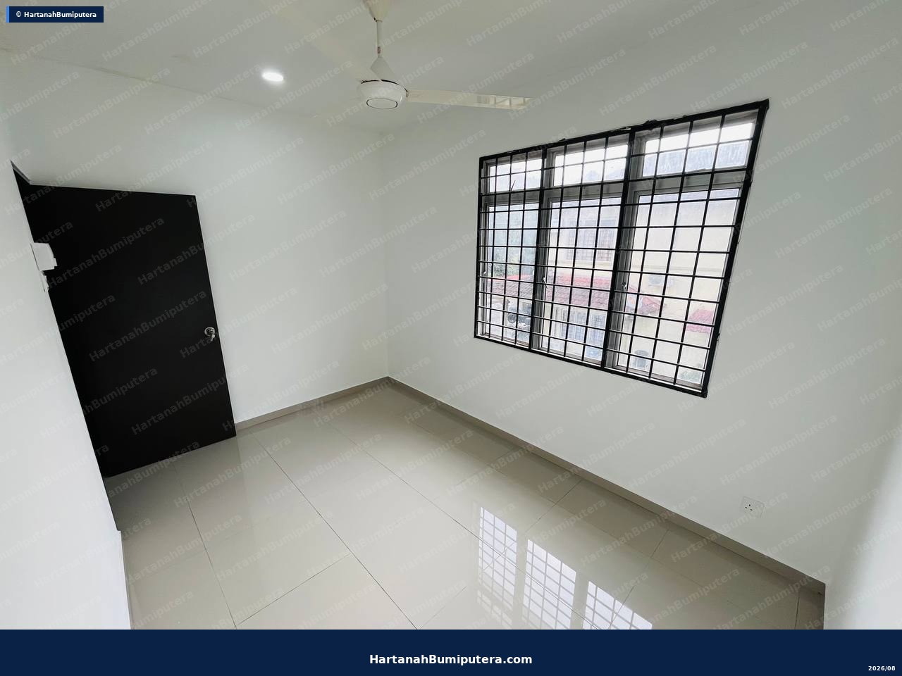 Tiles Newly changed : Semi D Double storey cluster with huge land in Taman Putra Perdana — gambar 11