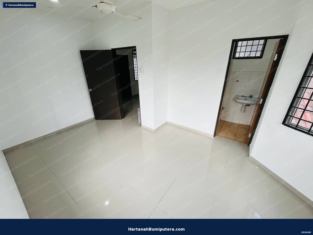 Tiles Newly changed : Semi D Double storey cluster with huge land in Taman Putra Perdana — gambar 9
