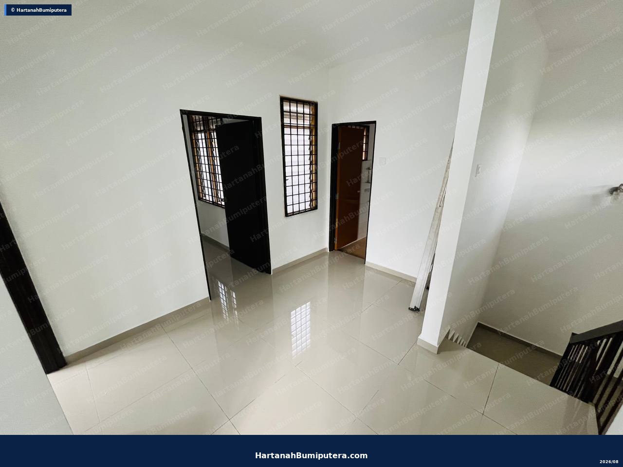 Tiles Newly changed : Semi D Double storey cluster with huge land in Taman Putra Perdana — gambar 12