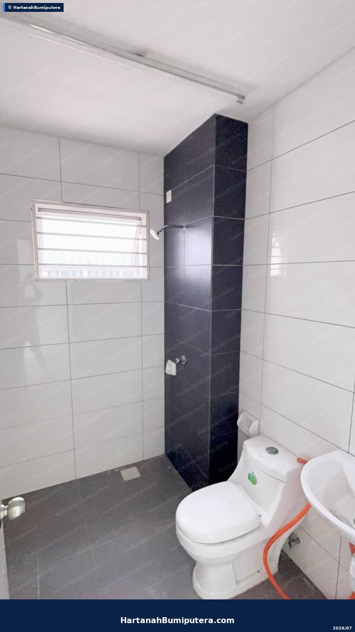 End Lot with huge land : 2 storey terrace Taman Pelangi Semenyih — gambar 20