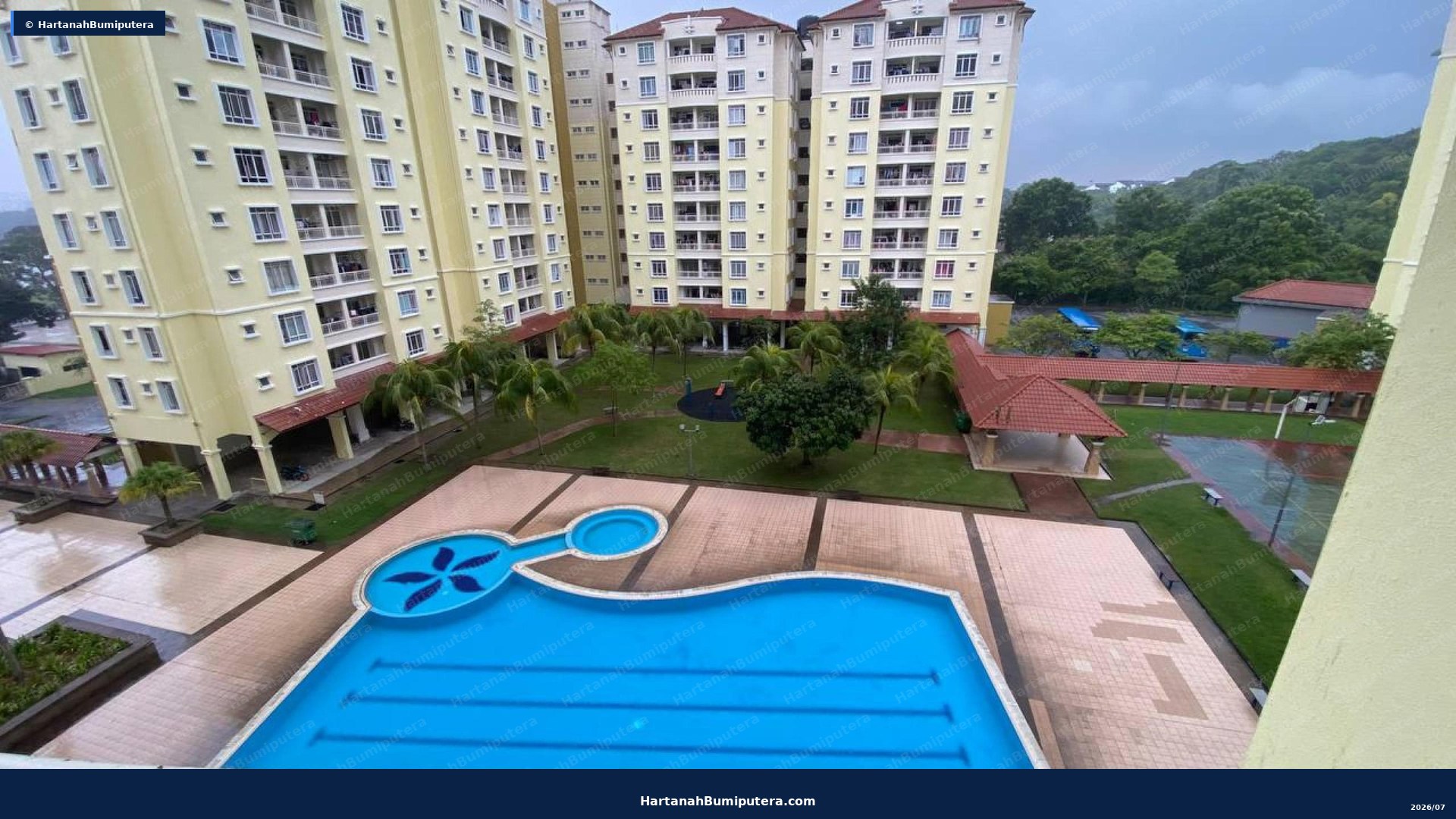 Low Level Facing Swimming Pool : Desaria Villa Condominium, Kampung Pulau Meranti, Puchong — gambar 16